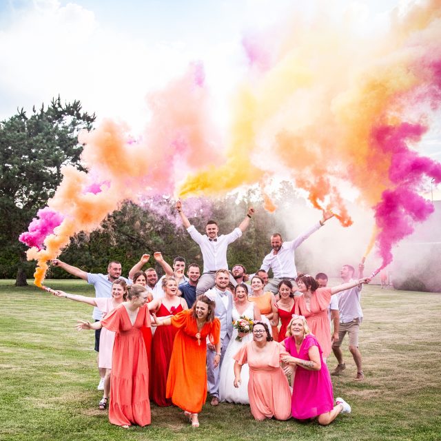 Une photo de groupe entre amis… enfin, en théorie ! 😄
Parce qu’avec eux, impossible de rester sérieux bien longtemps. Des fous rires, du lâcher-prise et un moment totalement spontané, exactement comme je les aime ! 📸
#PhotosDeGroupe #FousRires #Amis #PhotographeDeMariage #MomentsAuthentiques